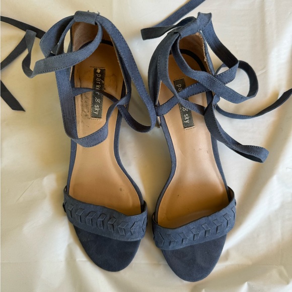 Parker & Sky, Size 7 Blue Heels - Picture 1 of 3